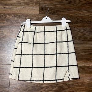 White & Black Plaid Skirt